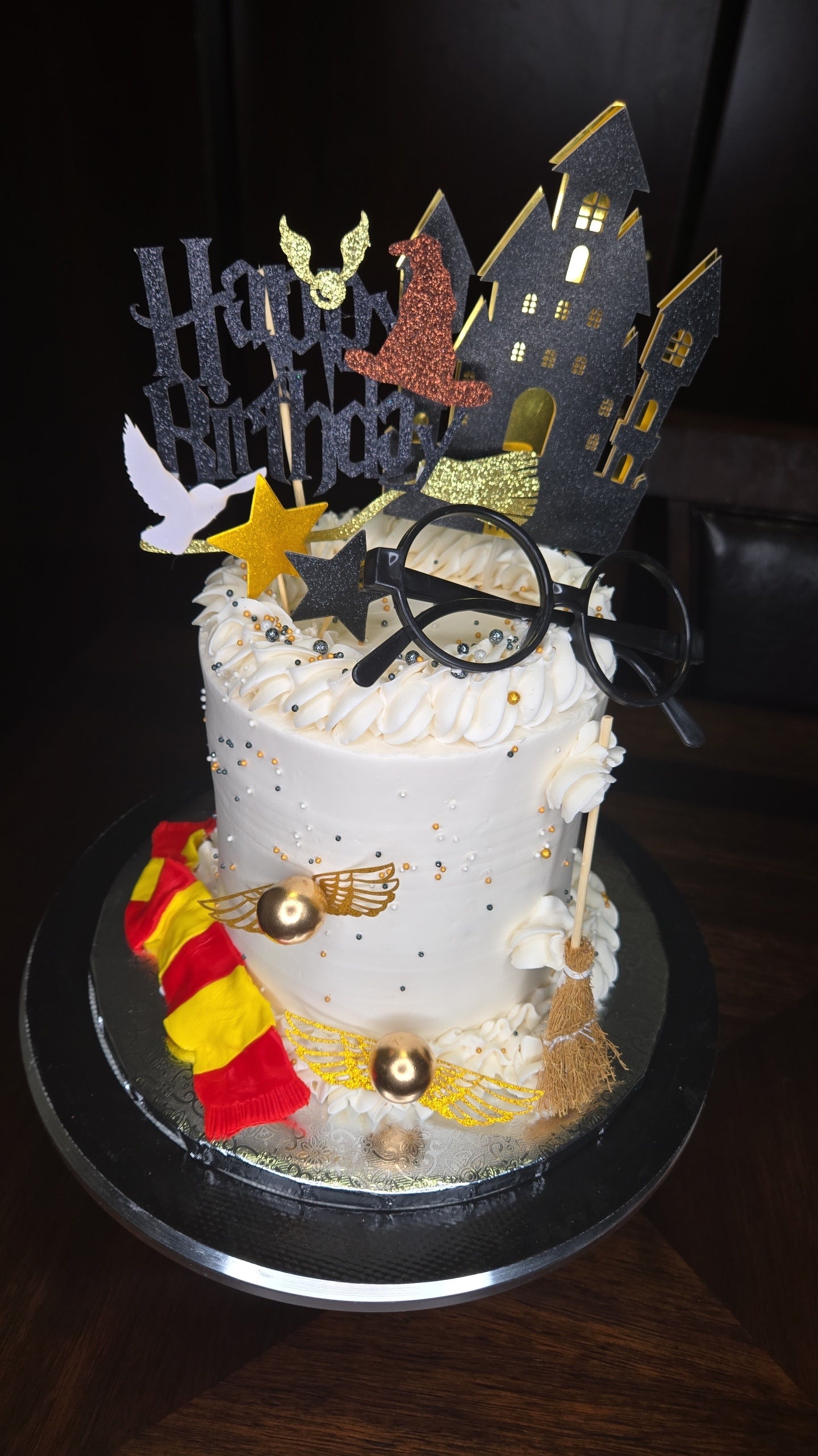6in Round Harry Potter Themed Barrel Cake