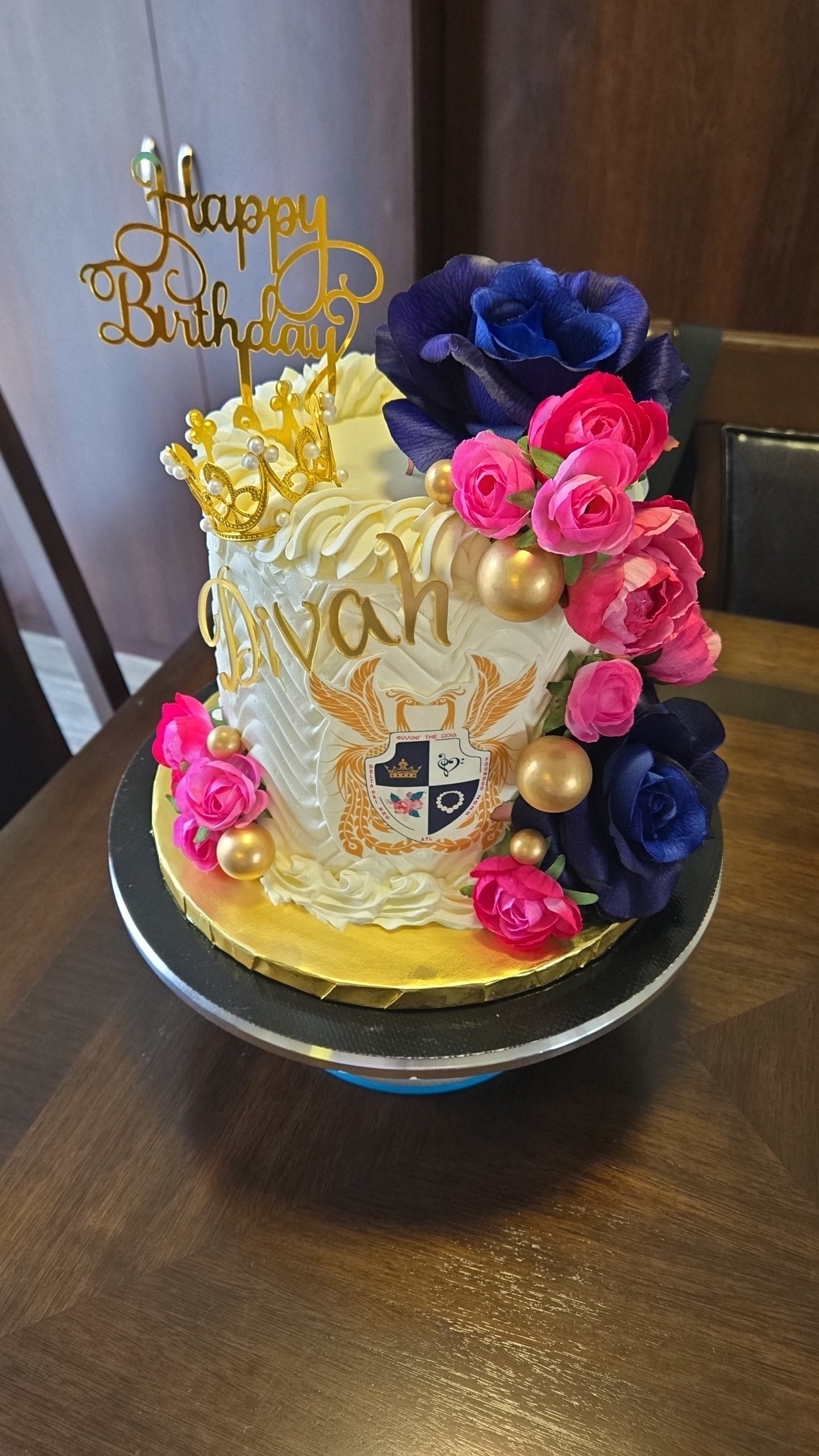 6in Round Sorority Barrel Cake