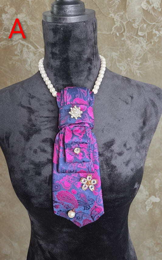 Statement Brooch Necktie